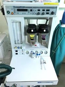 （写真3）麻酔機