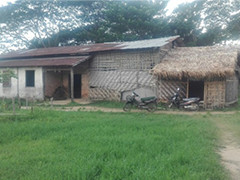 （写真11）地域住民の自助努力で建設された校舎