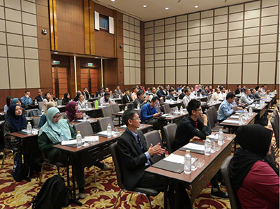 アセアン工学系高等教育ネットワークプロジェクト:国際会議(電気電子工学分野)の写真