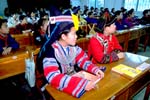 花渓区民族中学校の生徒の写真
