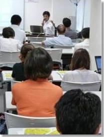 （写真）講義中の様子