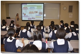 （写真）講義の様子1
