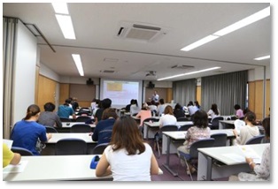 （写真）講義の様子1