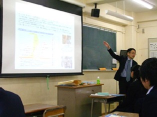 （写真）講義の様子1