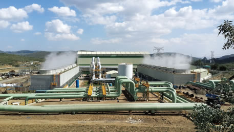 ケニアのリフトバレー地方において、オルカリアⅠ地熱発電所の4・5号機(70MW×2)の建設により電力供給の安定性の改善を図る(写真:JICA)