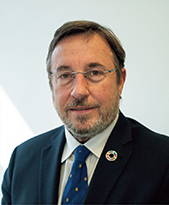 アヒム・シュタイナー