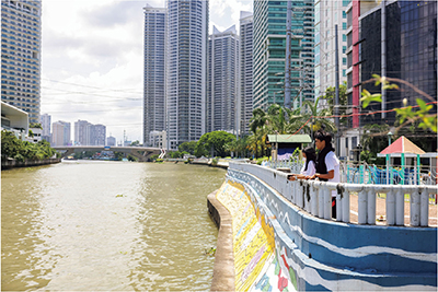 フィリピンの有償資金協力「パッシグ・マリキナ川河川改修計画」の様子。日本は長年にわたり、地域の洪水対策に貢献している。（写真：JICA）