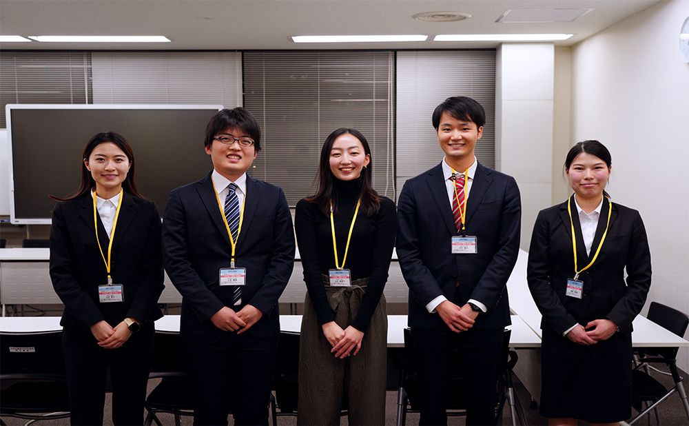 分科会に参加した5人の学生