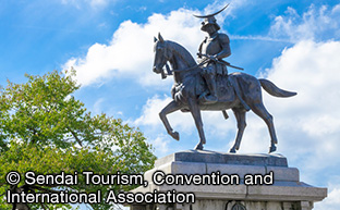 伊達政宗公騎馬像