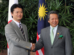 （写真）日・マレーシア外相会談及びワーキングランチ-1