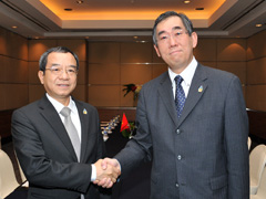 （写真1）チュン・ベトナム外務次官による松本外務大臣表敬（概要）