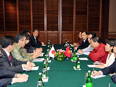 （写真）日・ベトナム外相会談-2