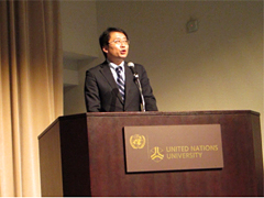 （写真）国連デー2010年シンポジウム-1
