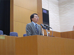 （写真）ICRC共催人道支援シンポジウム「人道スペースへの挑戦」山花外務大臣政務官基調講演-1