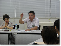 (写真)「国際公務員になるには」