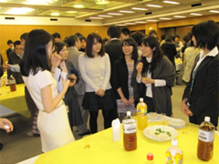 （写真）懇親会5