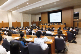 （写真）原子力平和利用を巡る国際的な動向」-2