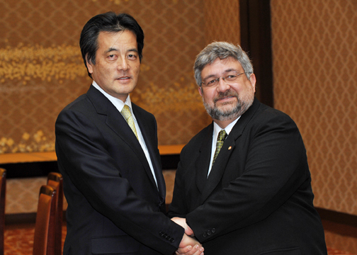 (写真)日・パラグアイ外相会談
