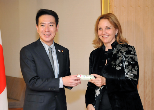 （写真）シーラン国連世界食糧計画（WFP）事務局長による前原外務大臣表敬