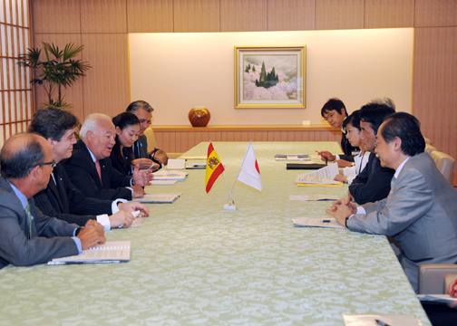 Japan-Spain Foreign Ministers’ Meeting(Photo)