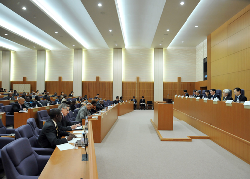 （写真）前原外務大臣と在京アフリカ外交団との意見交換