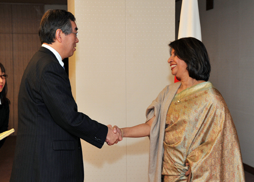(写真)ラオ・インド外務次官による松本外務大臣表敬