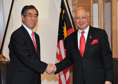 （写真）松本外務大臣によるナジブ・マレーシア首相表敬