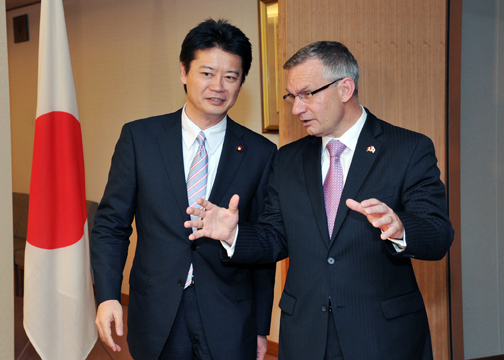 玄葉外務大臣とファスト・カナダ国際貿易大臣の会談