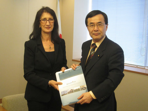 ベンハドラ・モロッコ炭化水素鉱山公社総裁による浜田外務大臣政務官への表敬