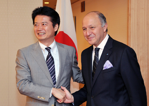 （写真）日仏外相会談-1