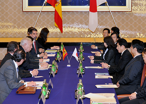 日スペイン外相会談及び夕食会 (2)