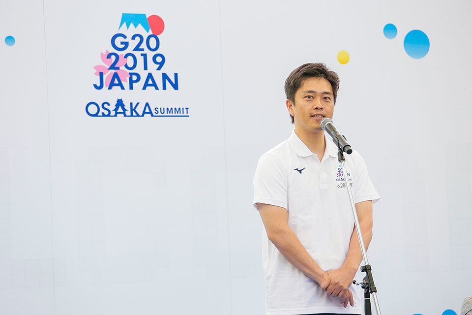 (Photo)Hirofumi Yoshimura,Osaka prefectural Governor