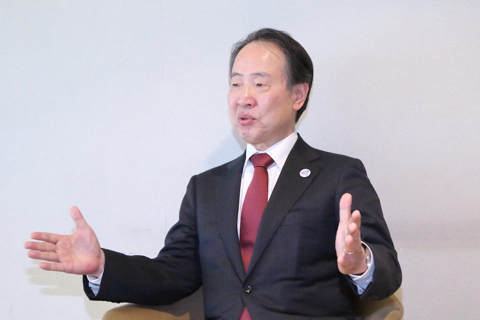 (Photo) Ambassador for Representative of the Government of Japan for the G20 Summit Koji Tomita (G20 Sherpa)