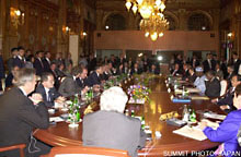 Exchange of views with leaders of non-G8 governments (round table)