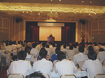 A science and technology lecture meeting<br />

																	(held on July 3, 2006, at the Okinawa Institute of science Technology)