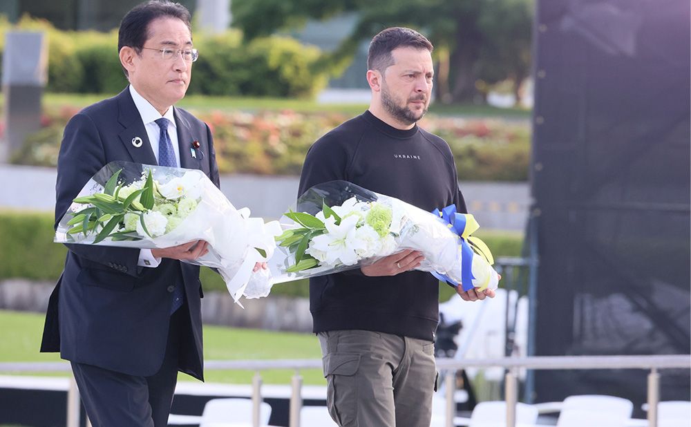 Prime Minister Kishida and President Zelenskyy visit the Hiroshima Peace Memorial Park 3