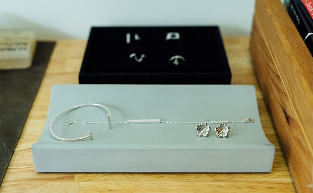 Jewelry brand "L" products