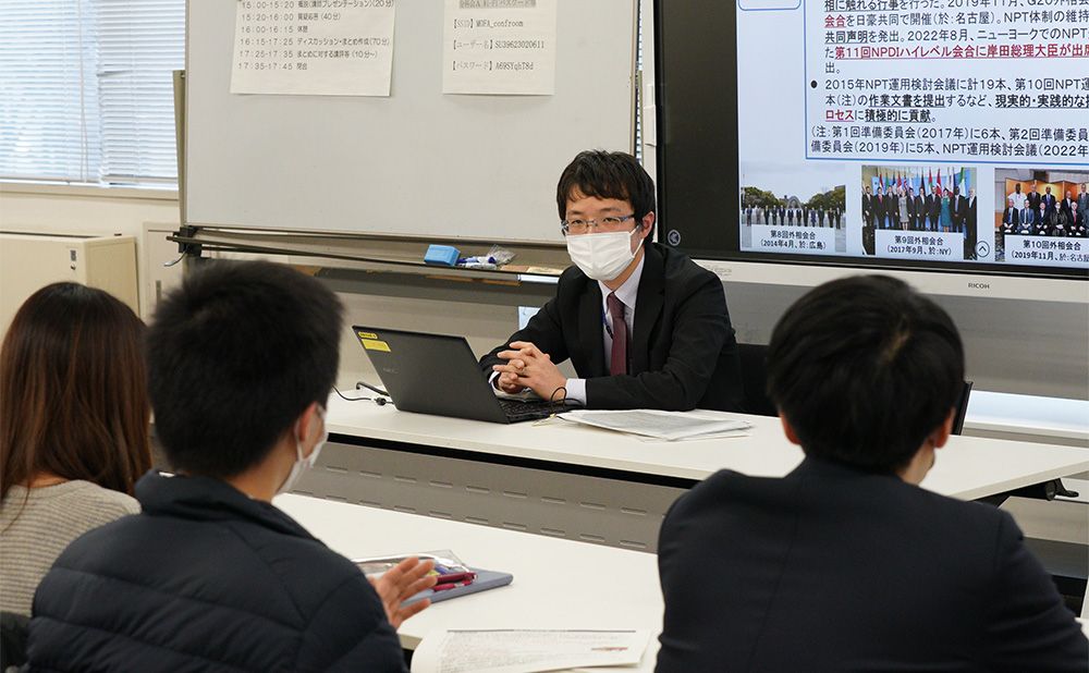 Tsubasa Norioka, Assistant Director, Arms Control and Disarmament Division, Disarmament, Nonproliferation and Science Department, provides an overview during the breakout session 'Disarmament and Nonproliferation'.