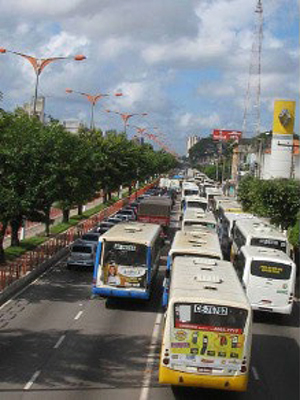 A photo of many buses in an urban area in Brazil