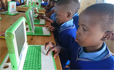 A photo of educational support using ICT: lesson using math software from SAKURA-SHA K.K.,