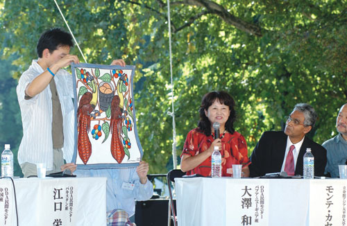 ODA Town Meeting A Report from the Monitoring Group of Citizens at Global Festa JAPAN2005