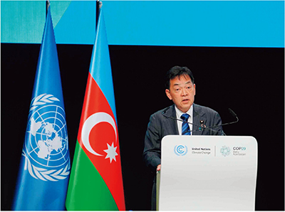 Photo 1. Details in caption.