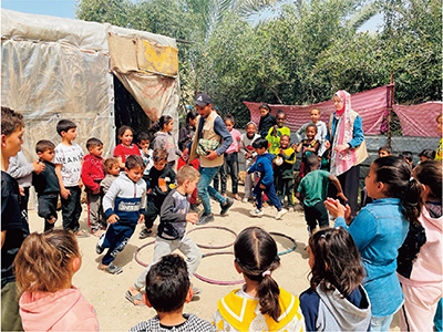 Photo 1. Details in caption.