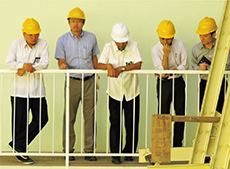 Photo 1. Details in caption.