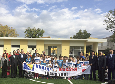 Grant Assistance for Cultural Grassroots Project State Minister for Foreign Affairs Kishi attending the handover ceremony of “The Project for Rehabilitation of Sports Center in Mostar for Community Reconciliation through Sports Activities” (October 9, Mostar, Bosnia and Herzegovina).