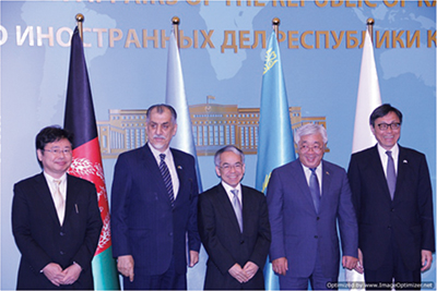 Signing ceremony for the project to support the development of an assistance system in Kazakhstan, which was implemented through a contribution from the Japan-UNDP Partnership Fund (August 2016, Ministry of Foreign Affairs of Kazakhstan) From the left: Toshinobu Kato, Director General, East and Central Asia and the Caucasus Department, JICA; Mohammad Farooq Baraki, Ambassador of Afghanistan to Kazakhstan; the author; Erlan Idrissov, Minister of Foreign Affairs of Kazakhstan; and Ichiro Kawabata, Ambassador of Japan to Kazakhstan