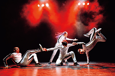 DANCE DANCE ASIA-Crossing the Movements Tokyo Performance 2018 connecting Asia through street dance (March, Tokyo; Venue: Tokyo Metropolitan Theatre; Photography: Yosuke Kamiyama; Photo: The Japan Foundation)