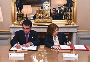 Foreign Minister Kono's visit to France, Signing of the Japan-France Acquisition and Cross Servicing Agreement (ACSA) (July, France) (Chapter 2-4-2)