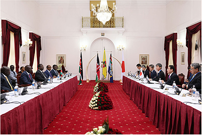Japan-Kenya Summit Meeting (May 3, Nairobi, Kenya; Photo: Cabinet Public Affairs Office)