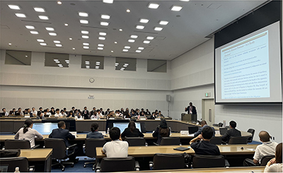 Professor Akande giving a lecture (August, Tokyo)
